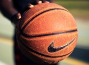 莎拉波娃在皇家马德里比赛中比赛规则变更，出色发挥引发热议！观众掌声雷动(巴伦西亚对皇家马德里比分预测)