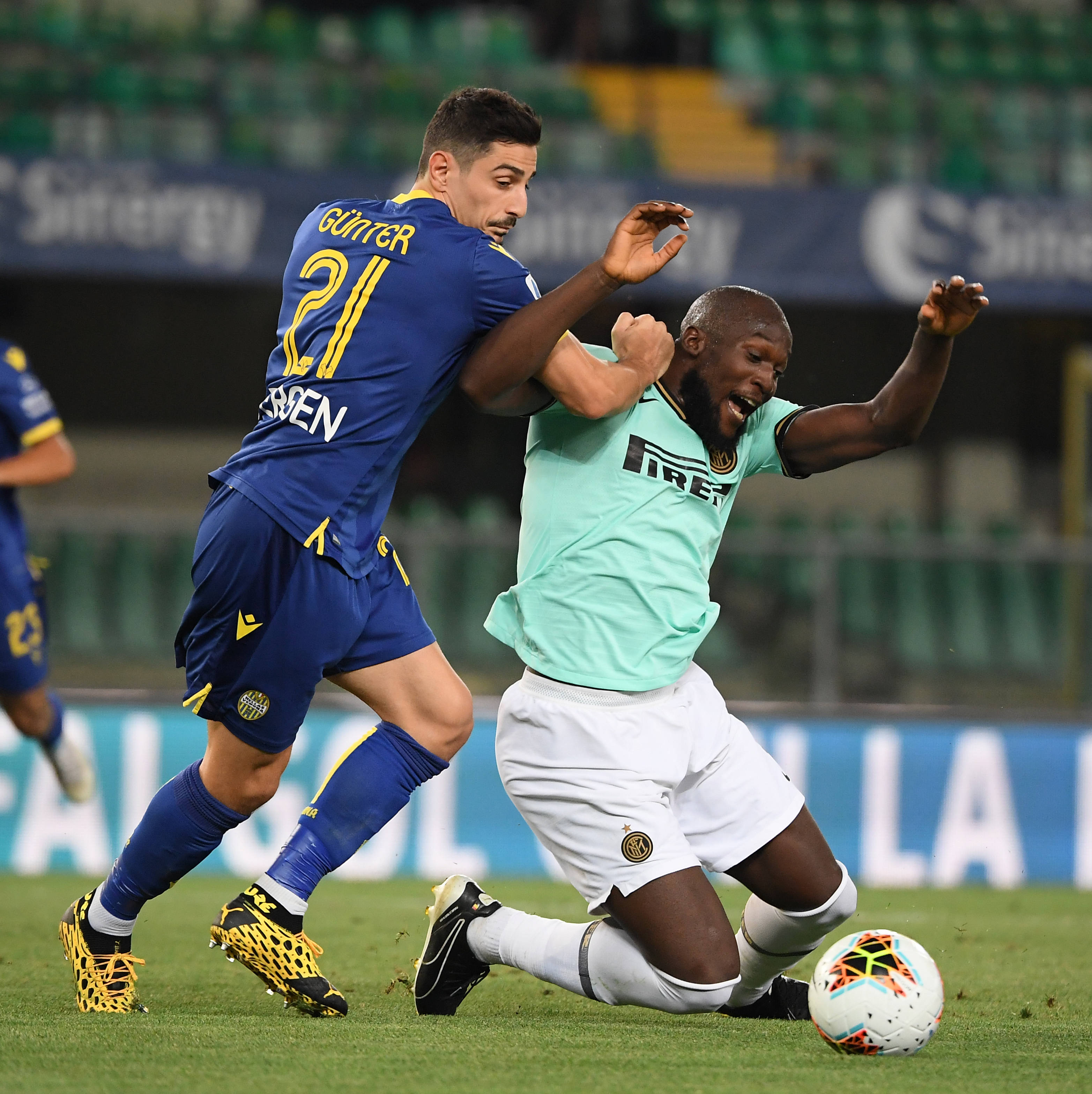 赛前速览:CBA季后赛八强战国际米兰对阵广东男篮,三大看点值得期待 赛前速览:CBA季后赛八强战国际米兰对阵广东男篮,三大看点值得期待